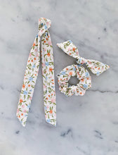 Load image into Gallery viewer, Spring Blooms Scrunchie Ties
