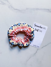 Load image into Gallery viewer, SALE Blush Geometric Scrunchie