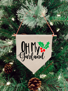 Oh My Garland Noelle Christmas Tree Mini Banner