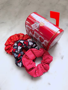 Valentine’s Mailbox Tin Scrunchie Pack